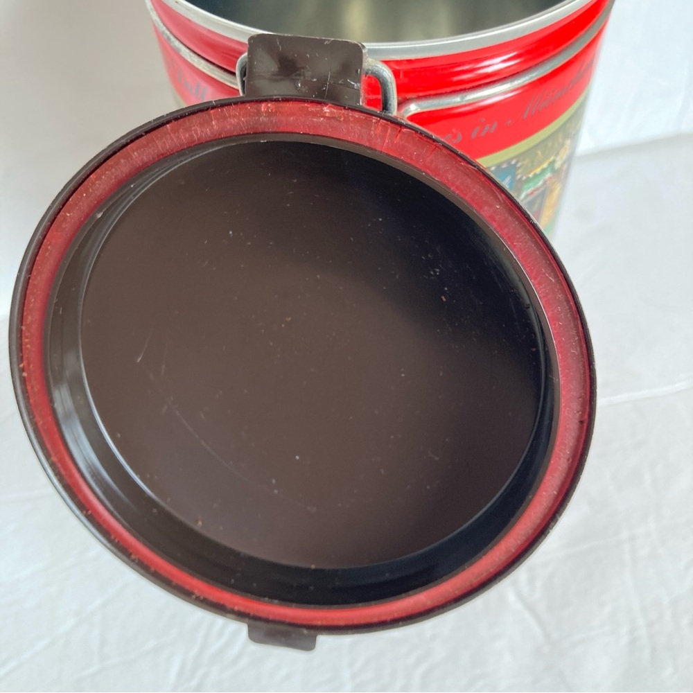 Vintage Dallmayr Coffee Promotional Tin Canister with Latch 1992 - Picture 9 of 16